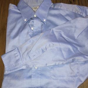 Long sleeve light blue dress shirt